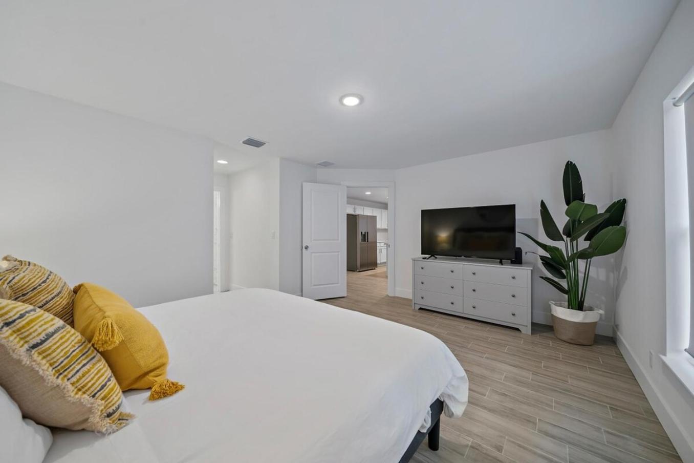 New Construction Home 10 To Beach 5 To Downtown Γουεστ Παλμ Μπιτς Εξωτερικό φωτογραφία